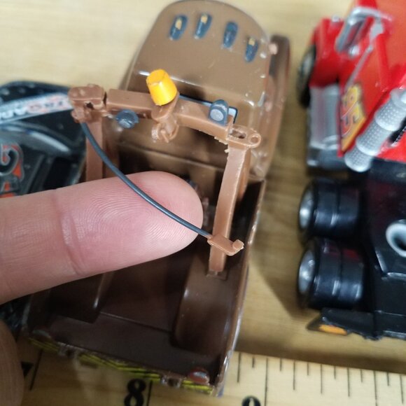 Disney Pixar Cars Diecast Lot 6 Lightning McQueen Nigel Gearsley Sally Nitroade - Picture 6 of 8